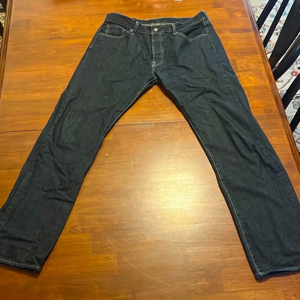 Dark blue men’s jeans, Levi’s 501, lightweight, 34x34